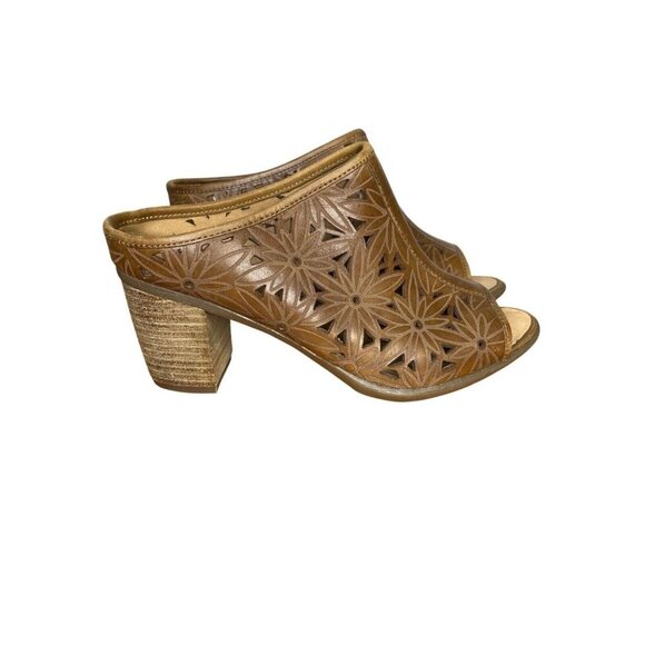 Josef Seibel Leather Open Toe Mules Size 37/6 Floral Cutout Design Stacked Heel - Picture 3 of 9